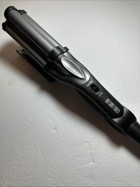 Hot Shot Tools Triple Barrel Hair Waver - Black/Gray